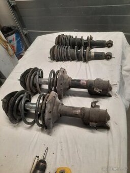 Subaru impreza Sti tlumiče s Eibach pružinami