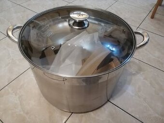 Luxusní Gastro hrnec nerez nový objem 22,5l vhodny na induk