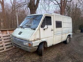 Renault Matrer Rv 1982, obytný