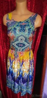 Dámské barevné šaty