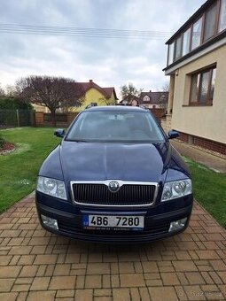 Škoda Octavia 2 1,6 75KW benzín