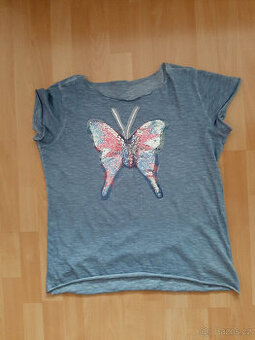Dámské tričko s motivem  motýl
