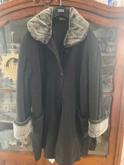 Kabát vlněný dámský
