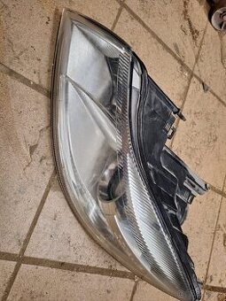 octavia 2 FL LP světlo