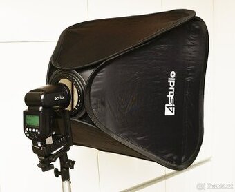 rychle skládací softbox 60x60 cm pro extení blesky