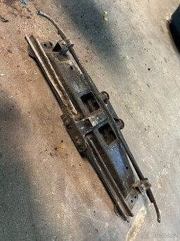 Ford Probe - zadní nápravnice