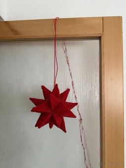 svítící vánoční hvězda