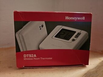 HONEYWELL Termostat bezdrátový DT92A