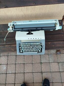 Prodám psací stroj consul