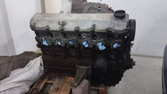 Bmw e30 motor M20B20
