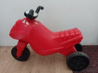 Odrážedlo plastové