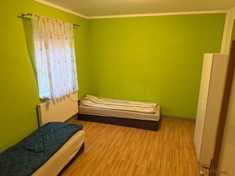 Pronajmu samostatný pokoj - 1