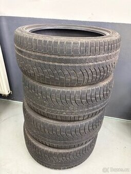 Zimní pneu Nokian 245/40 R19