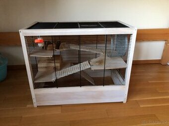 Klec pro křečka (dřevěná)