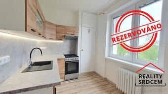 Pronájem částečně zrekonstruovaného i zařízeného bytu 1+1, 3