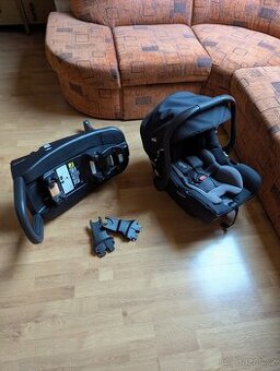 Joie i-gemm 2 + Joie I-base advance