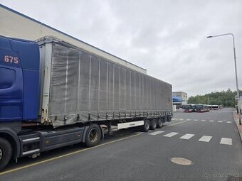 kompletní třístranná shrnovací nástavba -shrnovačka na návěs