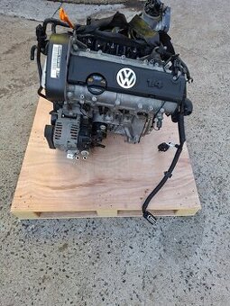 Motor 1,4 i 63kw Typ: CGG top stav a km 33.000km