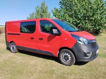 OPEL VIVARO-BiTurbo L2H1 5 míst. Rok 2015. nafta 103kW