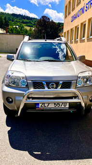 NISSAN X-TRAIL 4x4 - Trappes Francie N1G