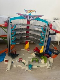 Hot wheels dráha