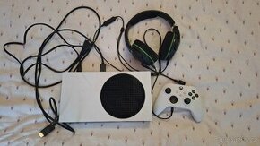 Xbox series S 512gb + sluchátka