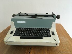 Elektrický psací stroj Robotron 242