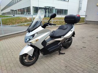 Skútr Kymco Xciting 300 i