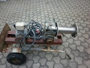 PŘEVODOVKA S ELEKTROMOTOREM