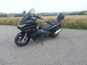 Aprilia SRV 850