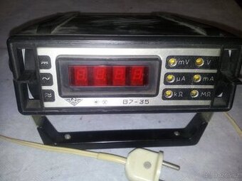 Koupim stare rusky voltmeter