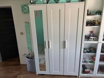 Skříň IKEA Brimnes