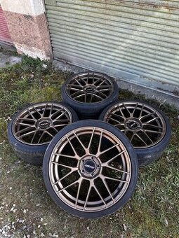 Motec MCR3 5x112 R19