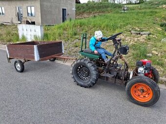 Traktůrek samodomo (nový motor) + malá vlečka