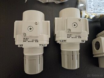 P: Komponenty SMC - pneumatické rozvody