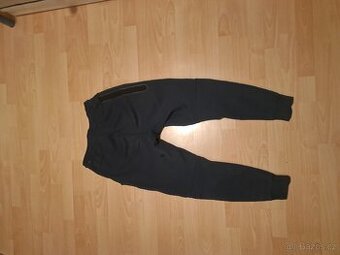 Nike Tech fleece tepláky barva tmavě modrá