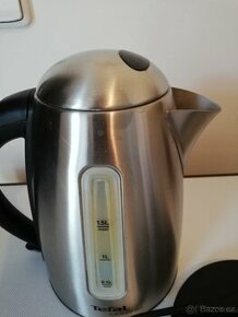 Rychlovarná nerezová konvice TEFAL