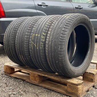 Letní pneu 215/55 R17 94V Bridgestone 5,5mm