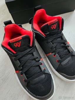 Boty Jordan vel.38