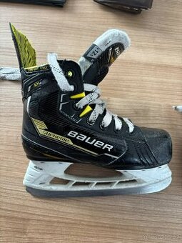 Prodám brusle Bauer Supreme Y12,5