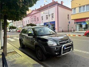 Hyundai Tucson 2010 4x4 2.0 Crdi 103Kw tažné, pěkný stav