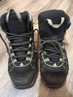 Zimní trekové boty s goretexem vel. 39