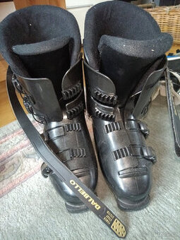Prodám boty na sjezdové lyže