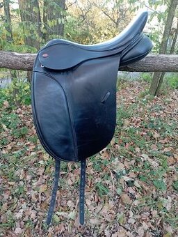 Drezurní sedlo Kent & Masters 17.5