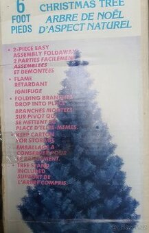 Vánoční stromeček s ozdobami