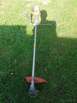 Křovinořez Oleo -Mac