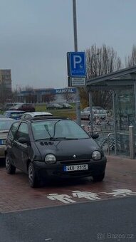 Renault Twingo 1.2 43kw Stahovací střecha, el. okna