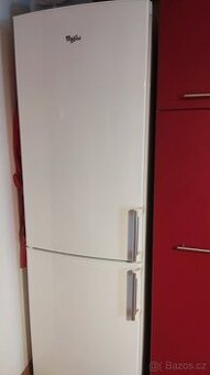 Lednice s mrazakem dole. Whirpool, 187cm