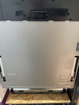 Nepoužitá myčka Beko BDIN38550C