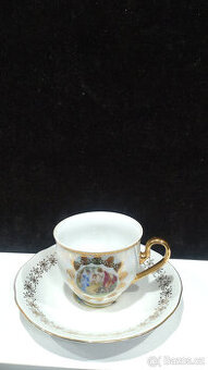 Porcelánový hrníček , talířek , Karlovarský porcelán .